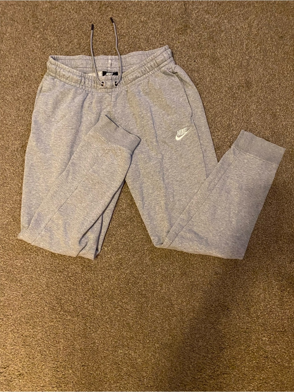 Women’s Nike cuffed sweatpants!